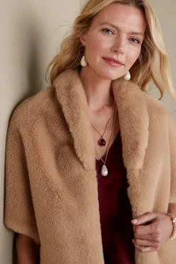 Anastasia Faux Fur Capelet