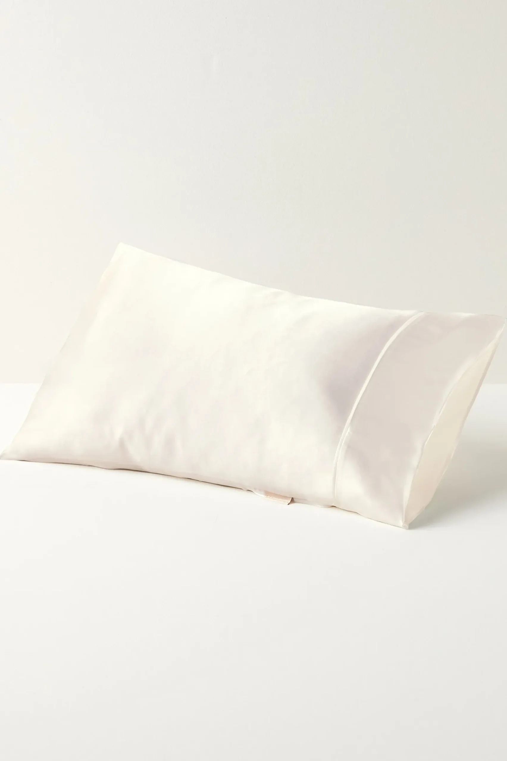 Dreamy Silk Pillowcase