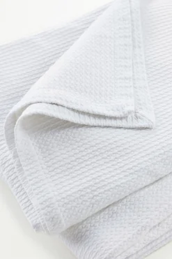 Waffle Matelassé Quilt